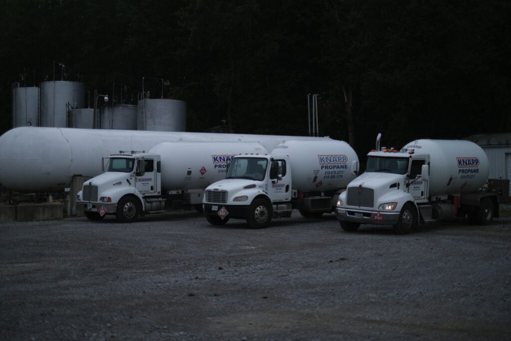 knapp oil propane delivery trucks are the most reliable in southern illinois